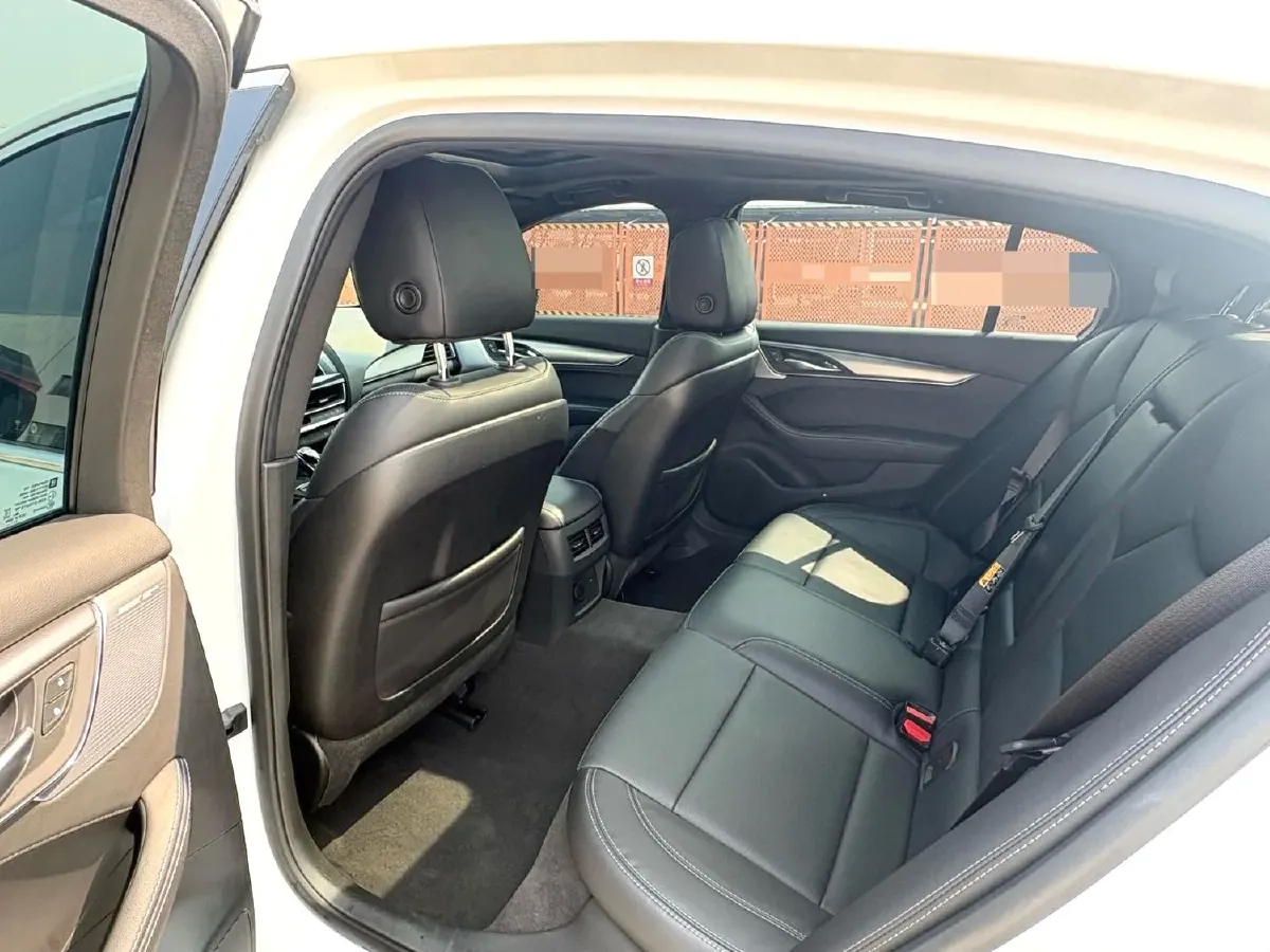 2022 Cadillac CT5 2.0T 237HP L4 10AT,autocango,china used car exporter,china ev exporter,chinese used car exporter,chinese used ev exporter