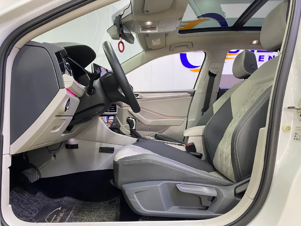 2023 Volkswagen Sagitar 1.4T 150HP L4 7DCT,autocango,china used car exporter,china ev exporter,chinese used car exporter,chinese used ev exporter