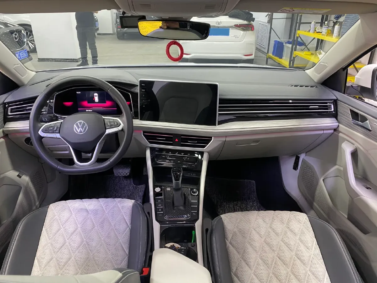 2023 Volkswagen Sagitar 1.4T 150HP L4 7DCT,autocango,china used car exporter,china ev exporter,chinese used car exporter,chinese used ev exporter