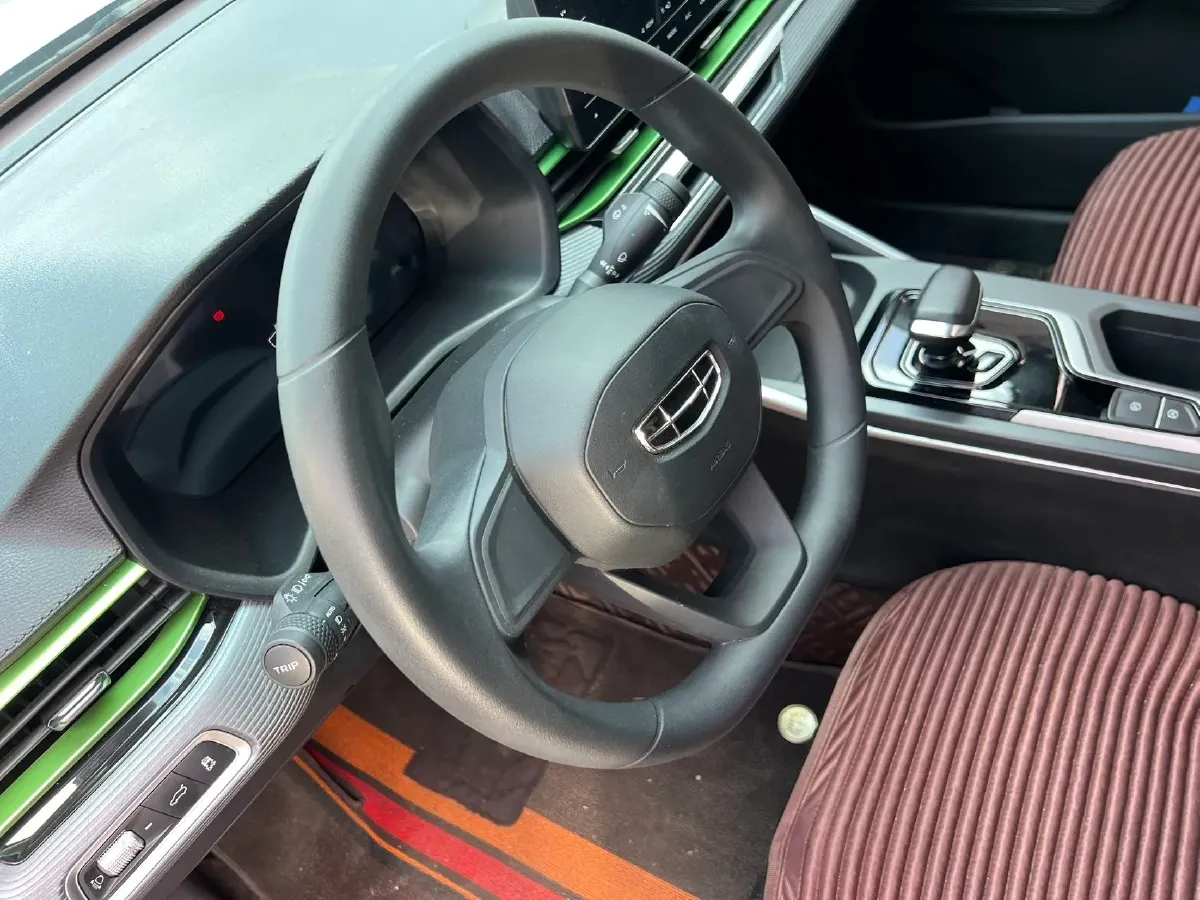 2022 Geely Emgrand L HiP 1.5T 181HP L4 3DHT PHEV 15.5KWH,autocango,china used car exporter,china ev exporter,chinese used car exporter,chinese used ev exporter