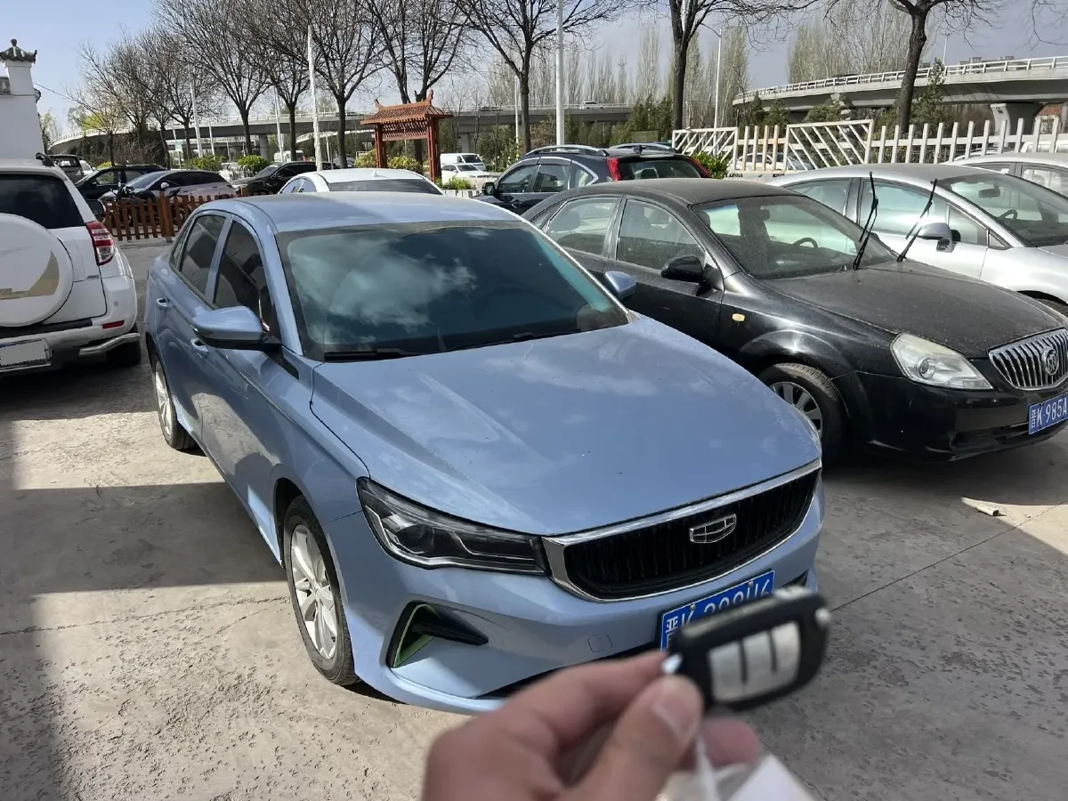 2022 Geely Emgrand L HiP 1.5T 181HP L4 3DHT PHEV 15.5KWH,autocango,china used car exporter,china ev exporter,chinese used car exporter,chinese used ev exporter