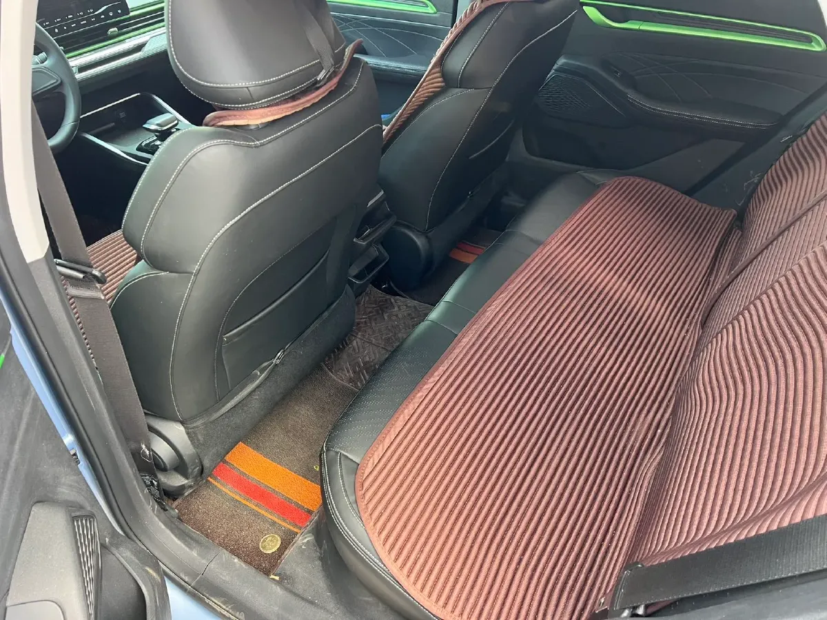 2022 Geely Emgrand L HiP 1.5T 181HP L4 3DHT PHEV 15.5KWH,autocango,china used car exporter,china ev exporter,chinese used car exporter,chinese used ev exporter