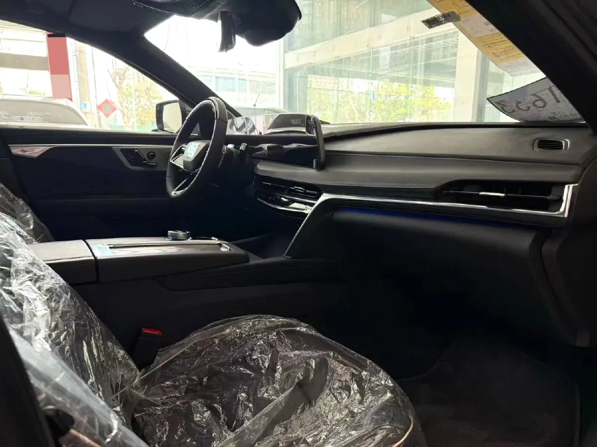 2023 Cadillac CT6 2.0T 237HP L4 10AT,autocango,china used car exporter,china ev exporter,chinese used car exporter,chinese used ev exporter