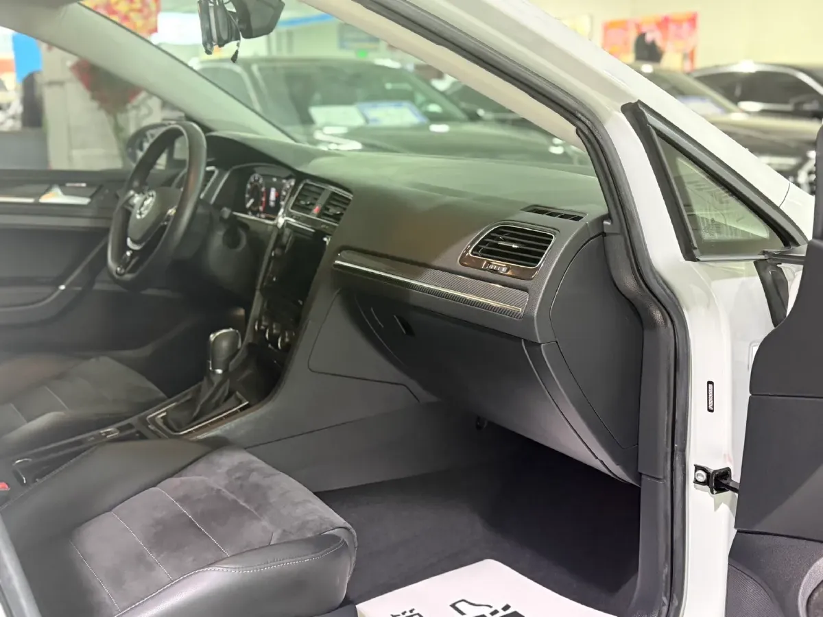 2019 Volkswagen Golf 1.4T 150HP L4 7DCT,autocango,china used car exporter,china ev exporter,chinese used car exporter,chinese used ev exporter