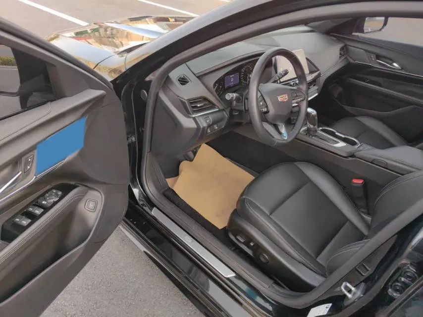 2021 Cadillac CT4 2.0T 237HP L4 8AT,autocango,china used car exporter,china ev exporter,chinese used car exporter,chinese used ev exporter