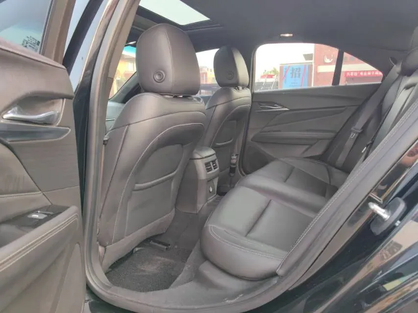 2021 Cadillac CT4 2.0T 237HP L4 8AT,autocango,china used car exporter,china ev exporter,chinese used car exporter,chinese used ev exporter