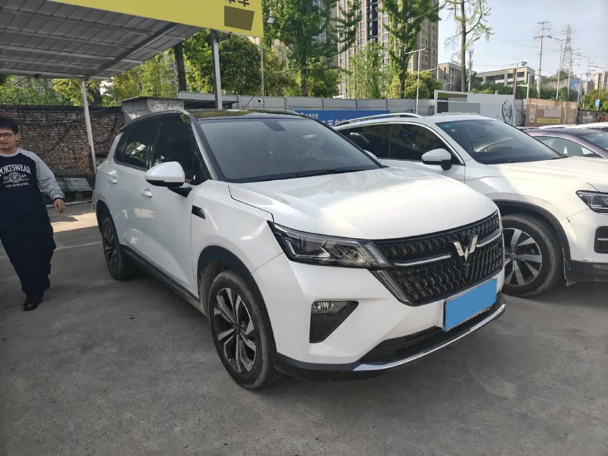 2021 WuLing XingChen 1.5T 147HP L4 CVT,autocango,china used car exporter,china ev exporter,chinese used car exporter,chinese used ev exporter