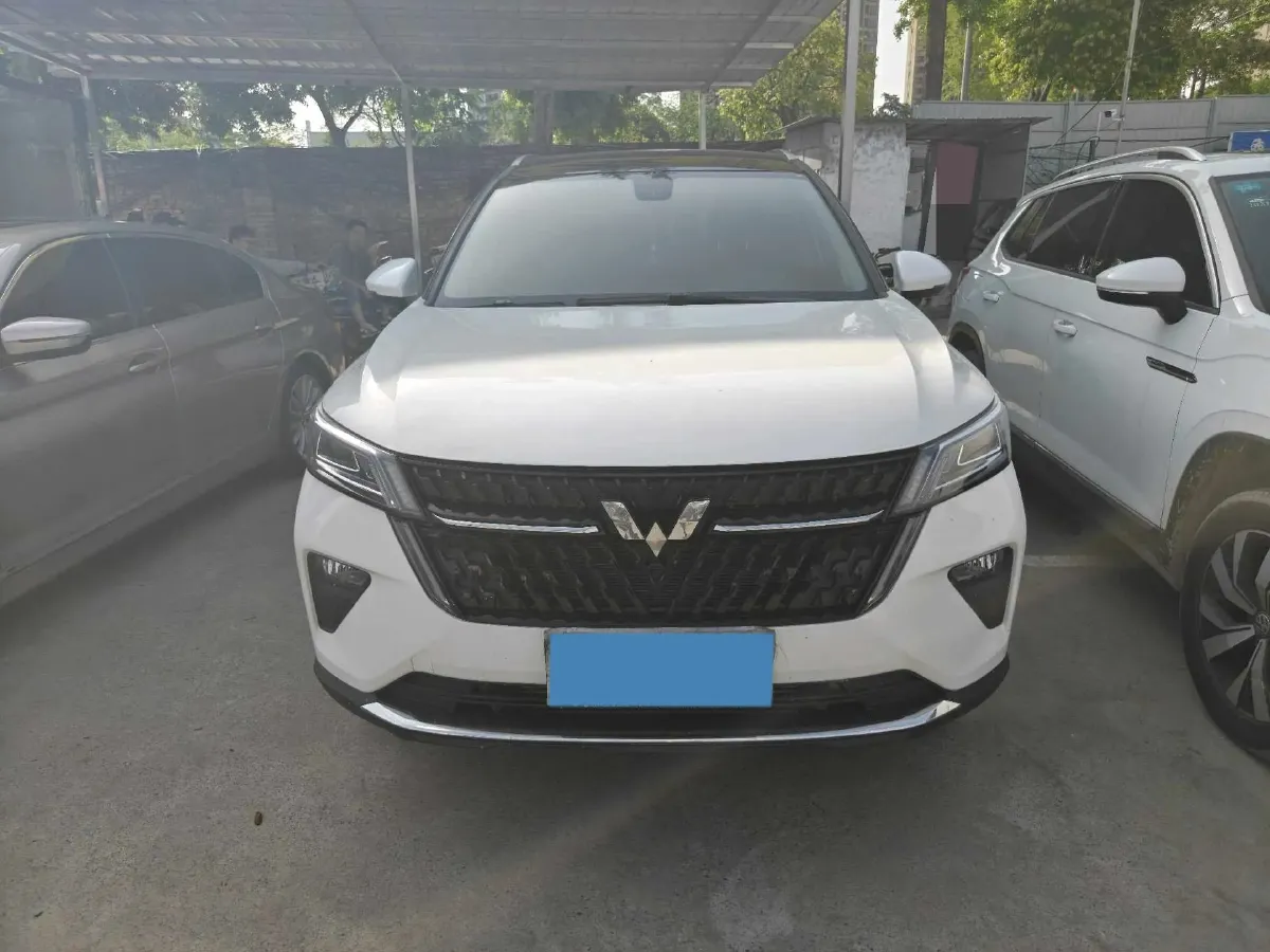 2021 WuLing XingChen 1.5T 147HP L4 CVT,autocango,china used car exporter,china ev exporter,chinese used car exporter,chinese used ev exporter