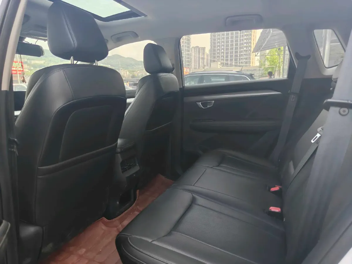 2021 WuLing XingChen 1.5T 147HP L4 CVT,autocango,china used car exporter,china ev exporter,chinese used car exporter,chinese used ev exporter