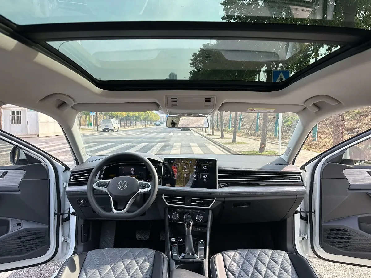 2023 Volkswagen Sagitar 1.4T 150HP L4 7DCT,autocango,china used car exporter,china ev exporter,chinese used car exporter,chinese used ev exporter