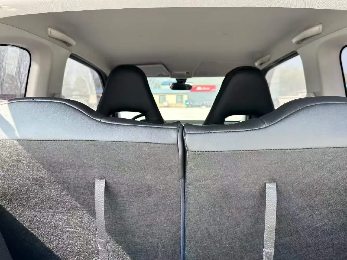 2022 LingBox uni BEV 11.52KWH,autocango,china used car exporter,china ev exporter,chinese used car exporter,chinese used ev exporter