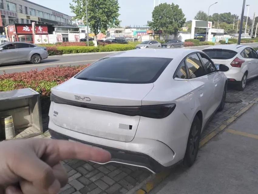 2024 BYD Seal06 1.5L 101HP L4 E-CVT PHEV 10.08KWH,autocango,china used car exporter,china ev exporter,chinese used car exporter,chinese used ev exporter