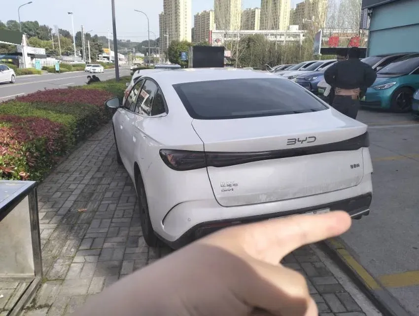 2024 BYD Seal06 1.5L 101HP L4 E-CVT PHEV 10.08KWH,autocango,china used car exporter,china ev exporter,chinese used car exporter,chinese used ev exporter