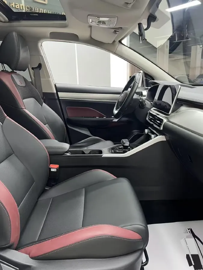 2021 Geely Coolray 1.4T 141HP L4 6DCT,autocango,china used car exporter,china ev exporter,chinese used car exporter,chinese used ev exporter