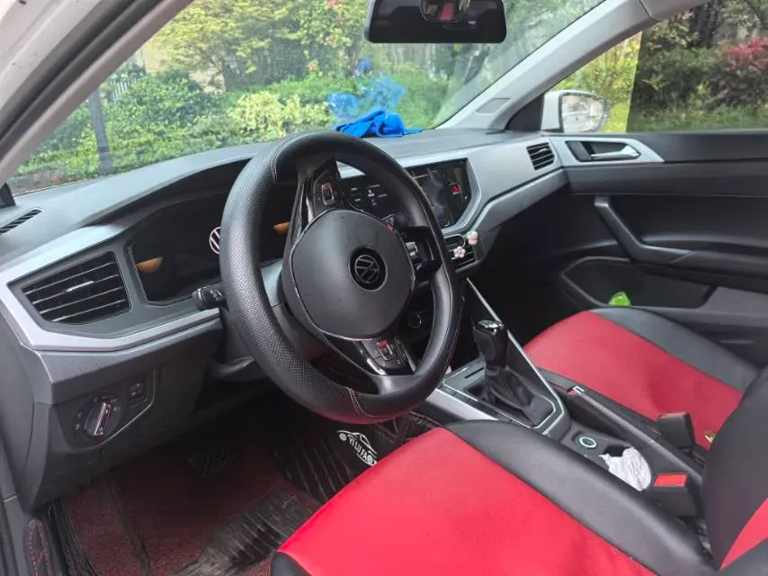 2023 Volkswagen Polo 1.5L 113HP L4 6AT,autocango,china used car exporter,china ev exporter,chinese used car exporter,chinese used ev exporter