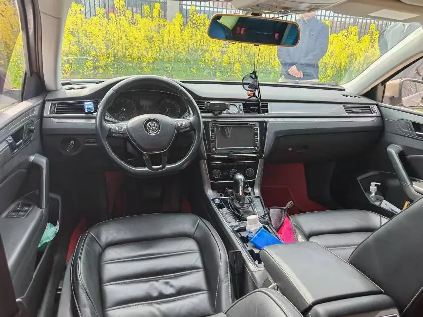 2017 Volkswagen Passat 1.8T 180HP L4 7DCT,autocango,china used car exporter,china ev exporter,chinese used car exporter,chinese used ev exporter