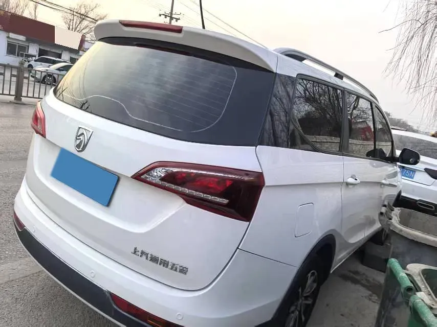 2019 BaoJun 730 1.5L 112HP L4 6MT,autocango,china used car exporter,china ev exporter,chinese used car exporter,chinese used ev exporter