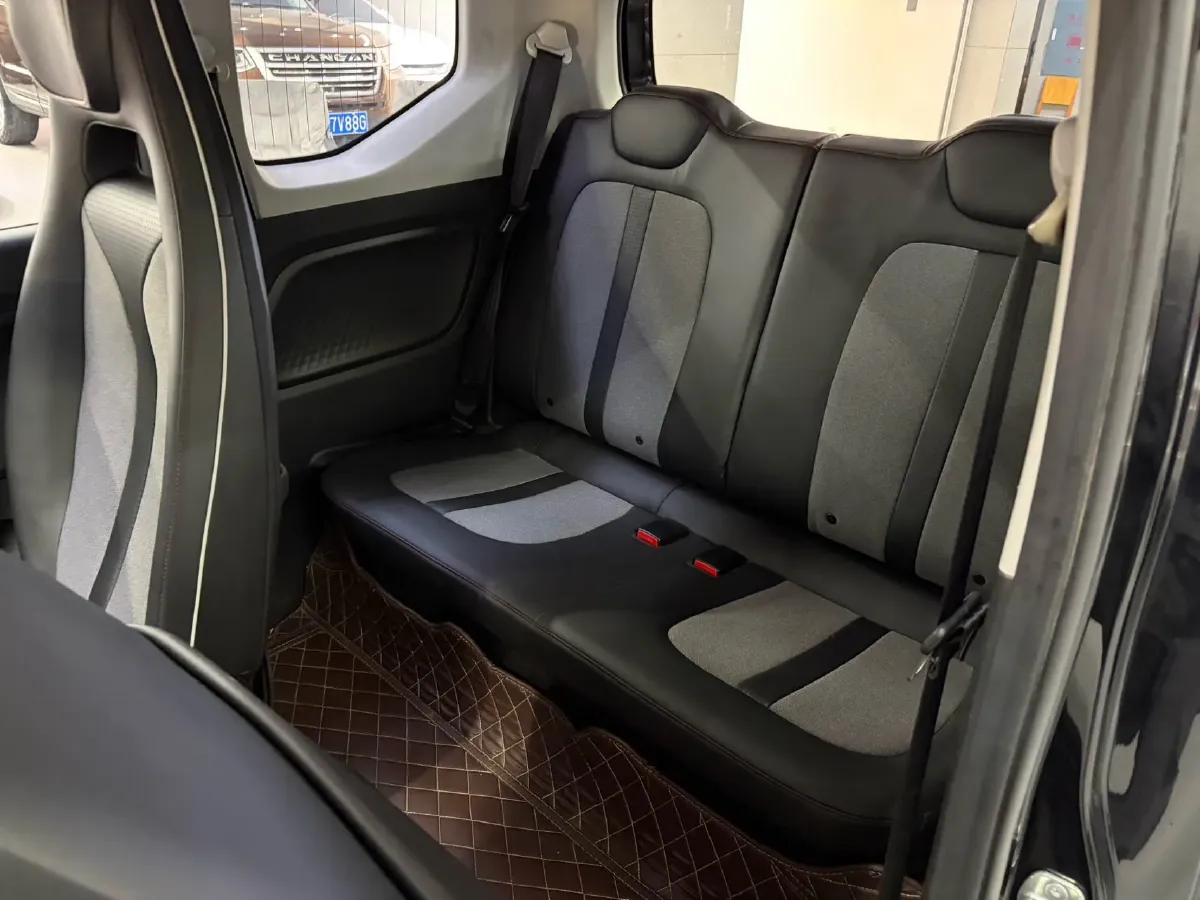 2022 WuLing HongGuang MINI EV BEV 26.5KWH,autocango,china used car exporter,china ev exporter,chinese used car exporter,chinese used ev exporter