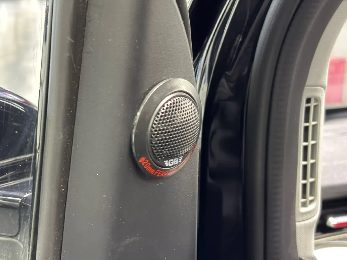 2022 WuLing HongGuang MINI EV BEV 26.5KWH,autocango,china used car exporter,china ev exporter,chinese used car exporter,chinese used ev exporter