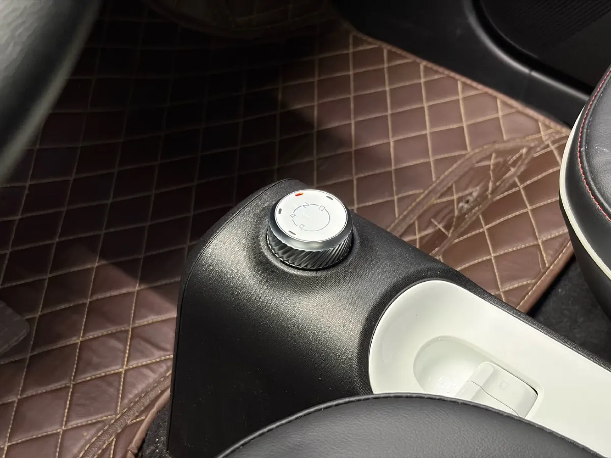 2022 WuLing HongGuang MINI EV BEV 26.5KWH,autocango,china used car exporter,china ev exporter,chinese used car exporter,chinese used ev exporter