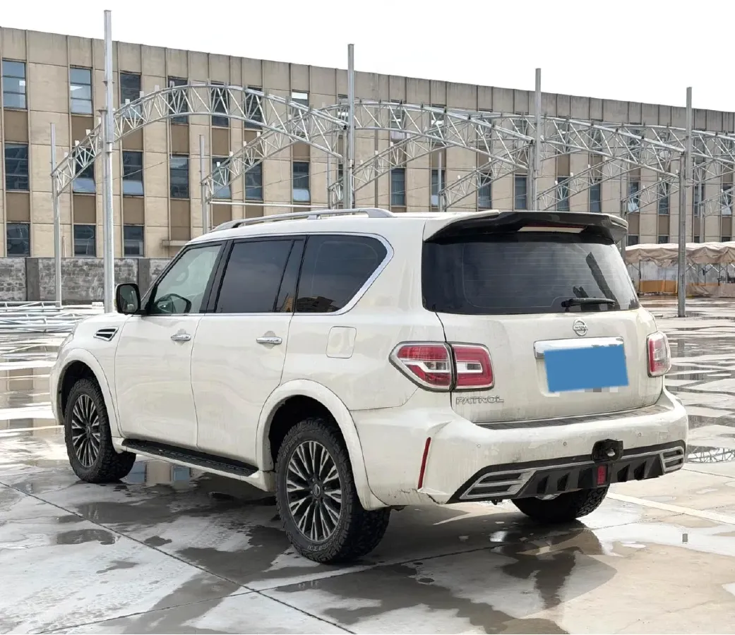 2018 Nissan Patrol 4.0L 279HP V6 7AT,autocango,china used car exporter,china ev exporter,chinese used car exporter,chinese used ev exporter