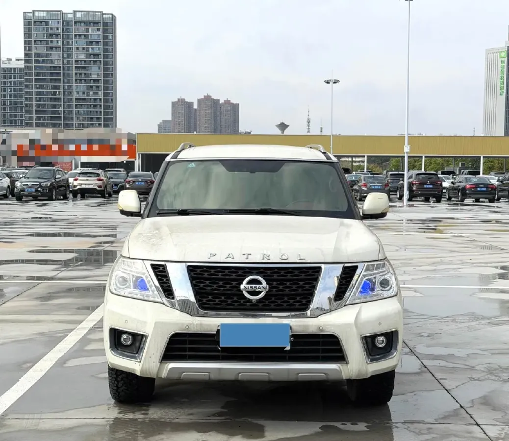 2018 Nissan Patrol 4.0L 279HP V6 7AT,autocango,china used car exporter,china ev exporter,chinese used car exporter,chinese used ev exporter