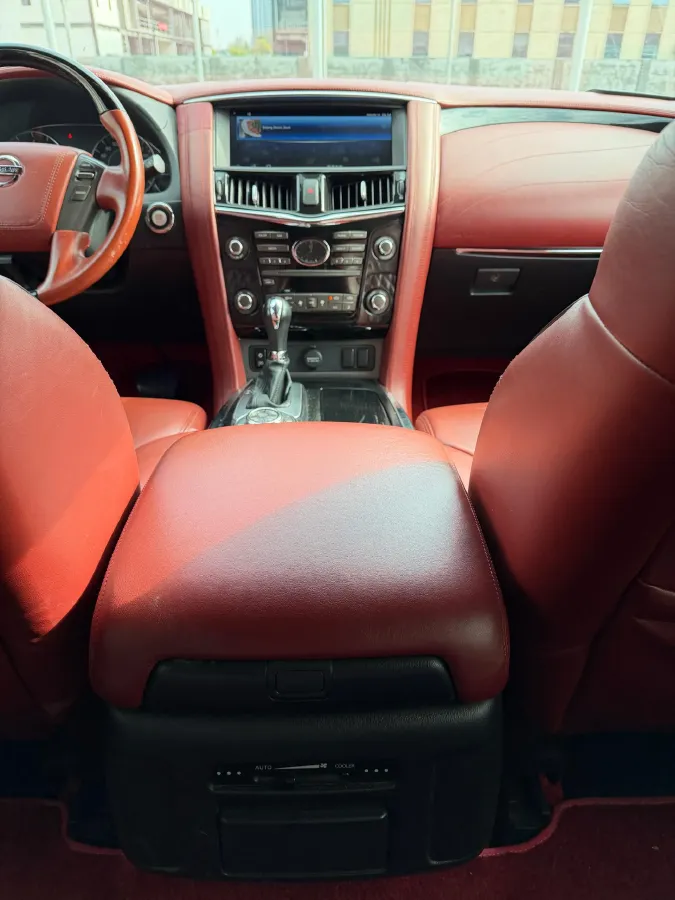 2018 Nissan Patrol 4.0L 279HP V6 7AT,autocango,china used car exporter,china ev exporter,chinese used car exporter,chinese used ev exporter