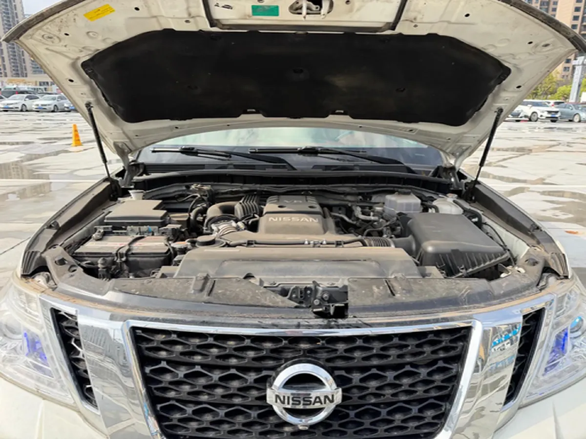 2018 Nissan Patrol 4.0L 279HP V6 7AT,autocango,china used car exporter,china ev exporter,chinese used car exporter,chinese used ev exporter