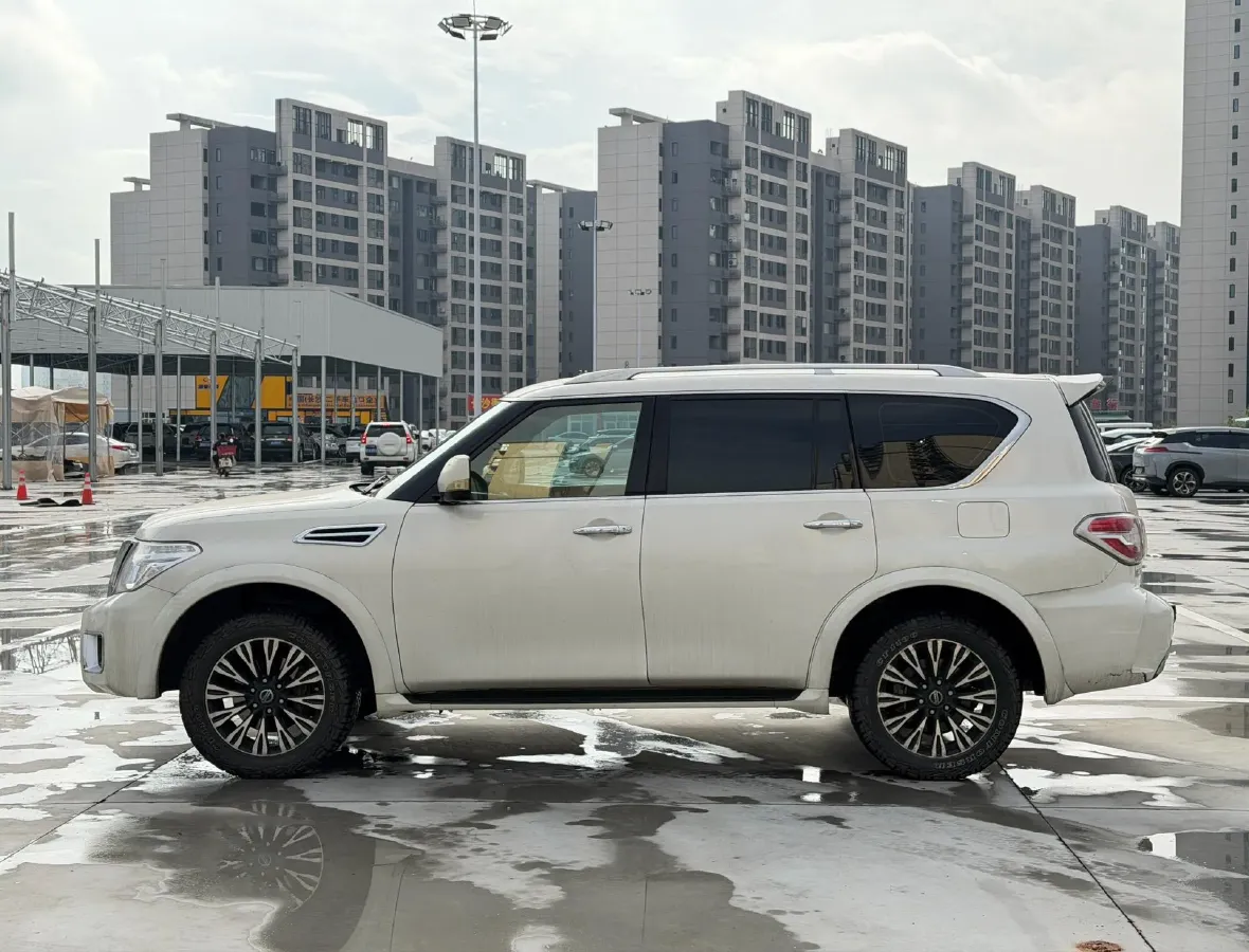 2018 Nissan Patrol 4.0L 279HP V6 7AT,autocango,china used car exporter,china ev exporter,chinese used car exporter,chinese used ev exporter