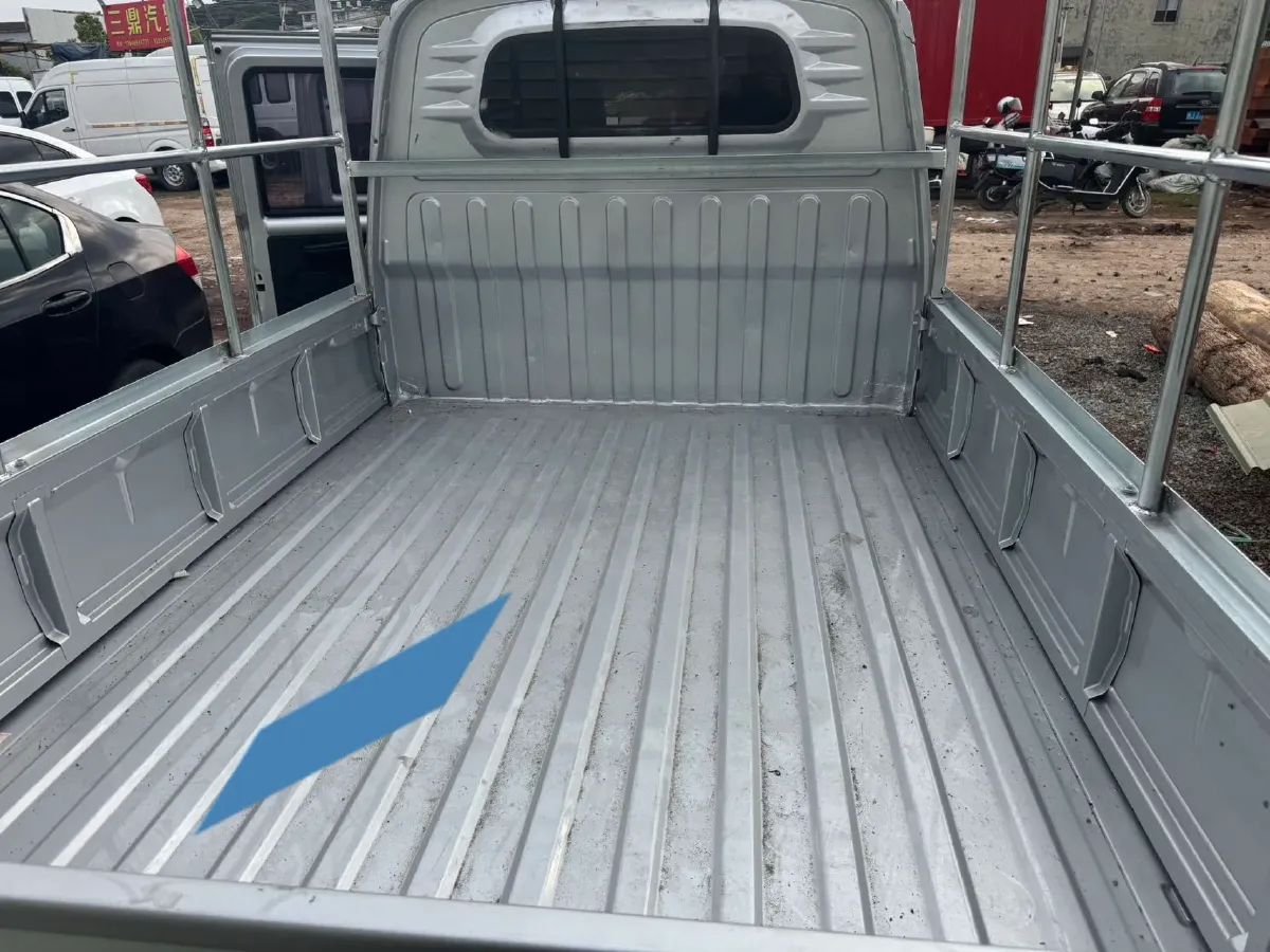 2021 WuLing RongGuang Mini Truck 1.5L 99HP L4 5MT,autocango,china used car exporter,china ev exporter,chinese used car exporter,chinese used ev exporter