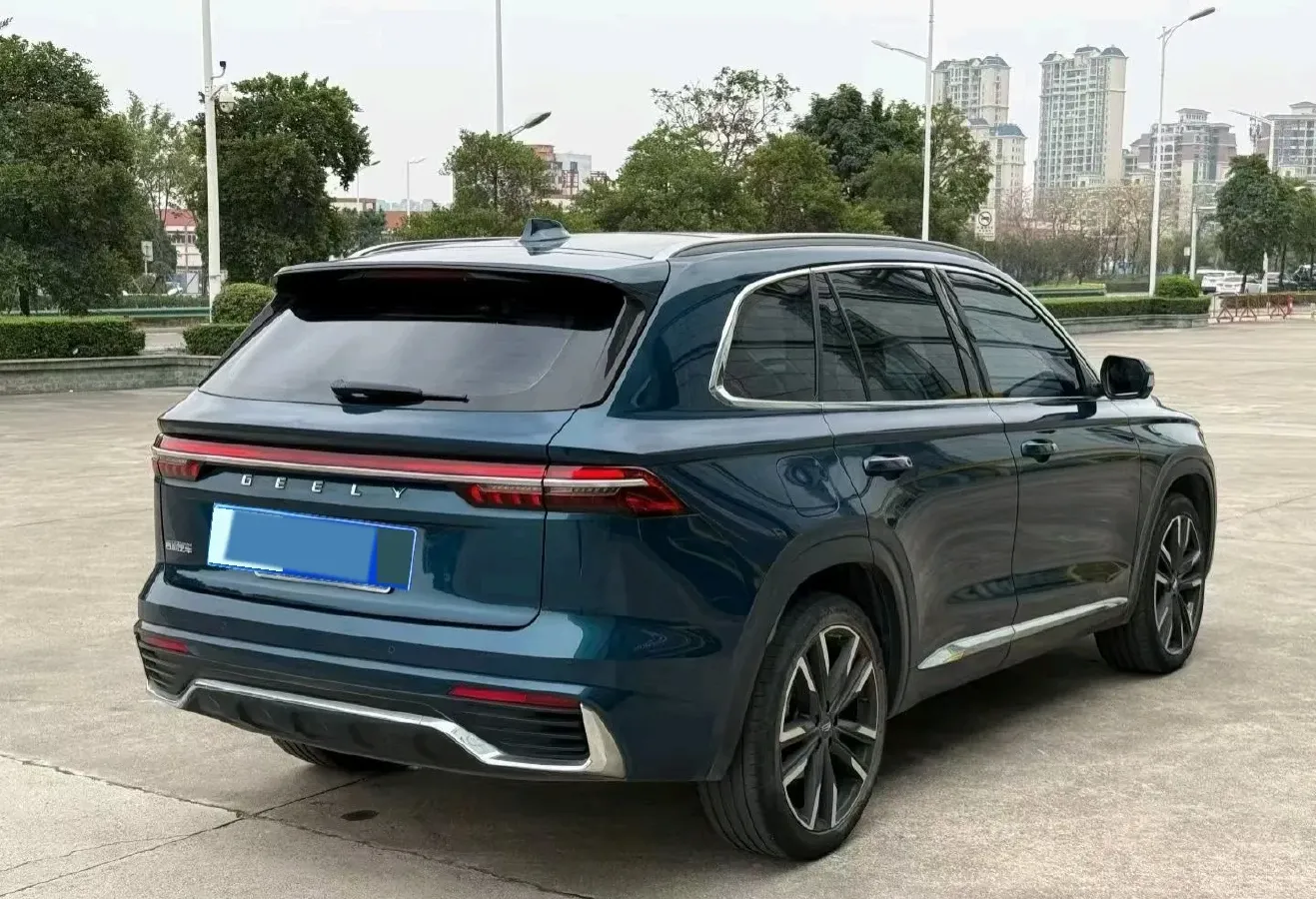 2023 Geely Okavango L 2.0T 218HP L4 7DCT,autocango,china used car exporter,china ev exporter,chinese used car exporter,chinese used ev exporter