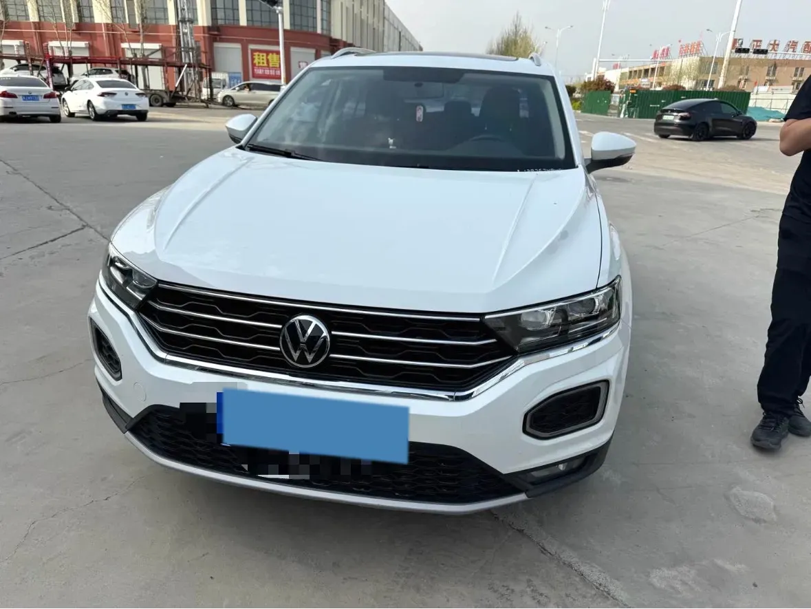 2021 Volkswagen T-Roc 1.4T 150HP L4 7DCT,autocango,china used car exporter,china ev exporter,chinese used car exporter,chinese used ev exporter