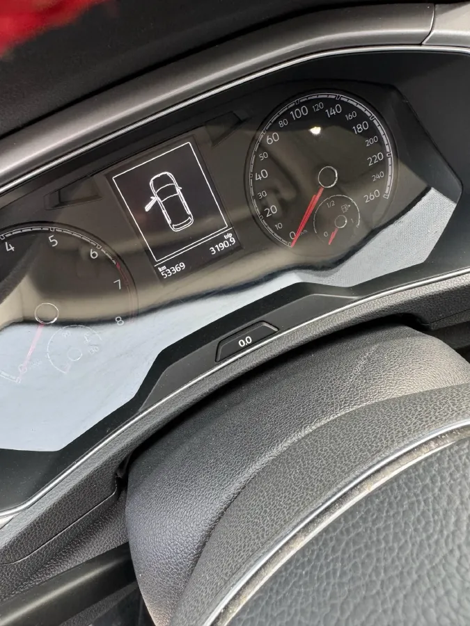 2021 Volkswagen T-Roc 1.4T 150HP L4 7DCT,autocango,china used car exporter,china ev exporter,chinese used car exporter,chinese used ev exporter