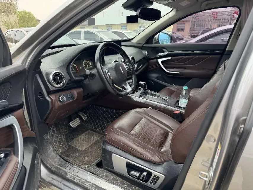 2017 WEY VV7 2.0T 234HP L4 7DCT,autocango,china used car exporter,china ev exporter,chinese used car exporter,chinese used ev exporter