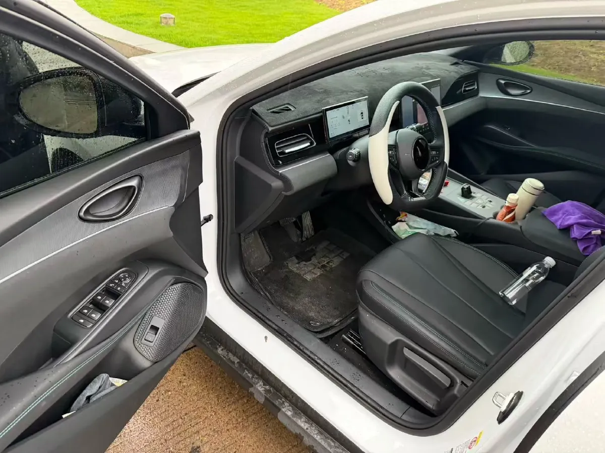 2025 BYD Seal06 1.5L 101HP L4 E-CVT PHEV 10.08KWH,autocango,china used car exporter,china ev exporter,chinese used car exporter,chinese used ev exporter