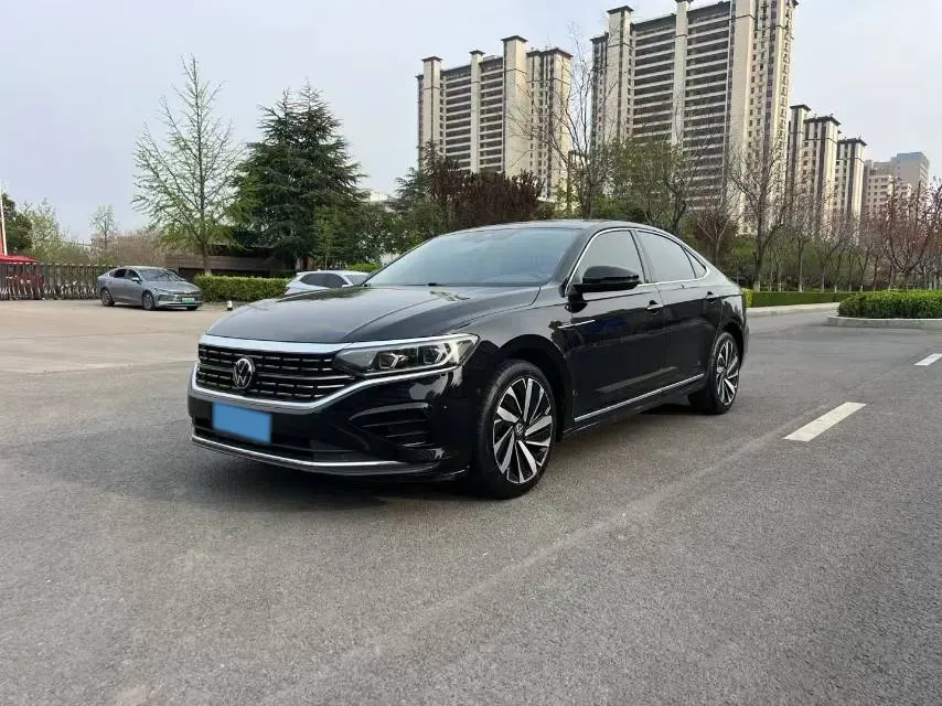 2023 Volkswagen Passat 2.0T 186HP L4 7DCT,autocango,china used car exporter,china ev exporter,chinese used car exporter,chinese used ev exporter