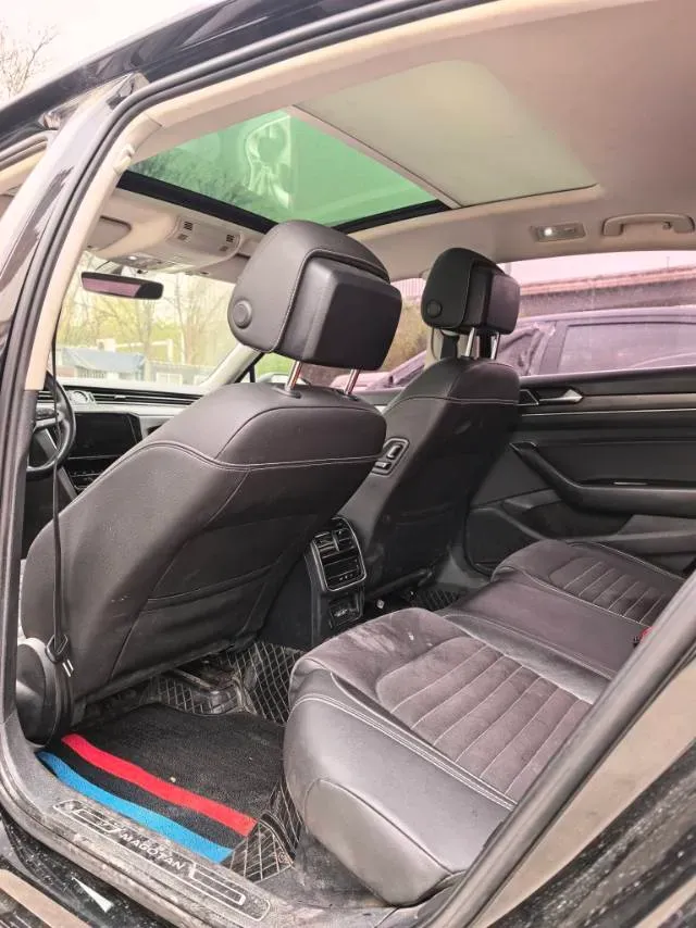 2020 Volkswagen Magotan 2.0T 186HP L4 7DCT,autocango,china used car exporter,china ev exporter,chinese used car exporter,chinese used ev exporter