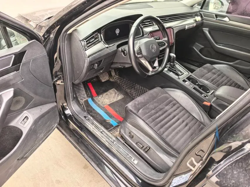2020 Volkswagen Magotan 2.0T 186HP L4 7DCT,autocango,china used car exporter,china ev exporter,chinese used car exporter,chinese used ev exporter