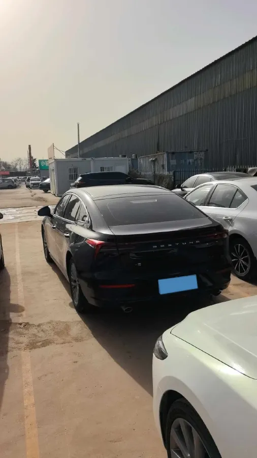 2025 Bestune B70 1.5T 169HP L4 7DCT,autocango,china used car exporter,china ev exporter,chinese used car exporter,chinese used ev exporter
