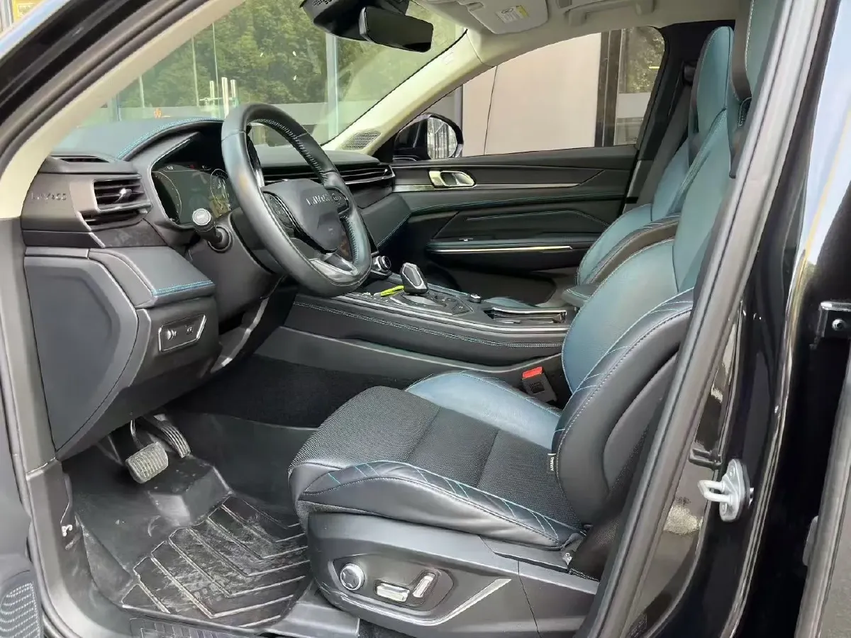 2022 LYNK&CO 05 2.0T 254HP L4 8AT,autocango,china used car exporter,china ev exporter,chinese used car exporter,chinese used ev exporter