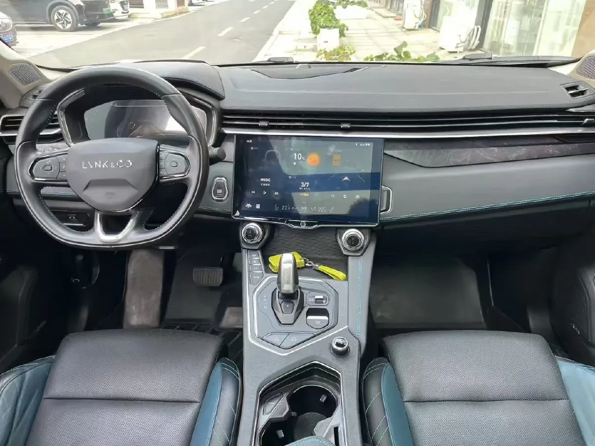 2022 LYNK&CO 05 2.0T 254HP L4 8AT,autocango,china used car exporter,china ev exporter,chinese used car exporter,chinese used ev exporter