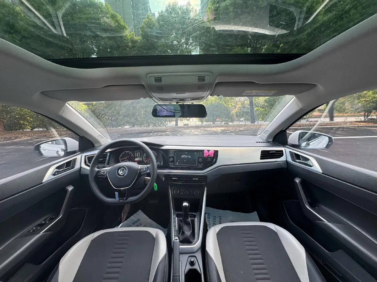 2019 Volkswagen Polo 1.5L 113HP L4 6AT,autocango,china used car exporter,china ev exporter,chinese used car exporter,chinese used ev exporter