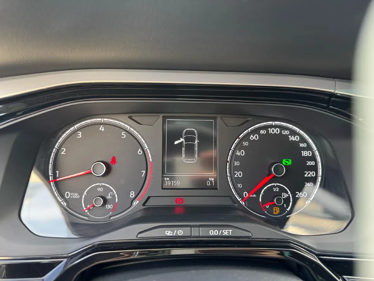 2019 Volkswagen Polo 1.5L 113HP L4 6AT,autocango,china used car exporter,china ev exporter,chinese used car exporter,chinese used ev exporter