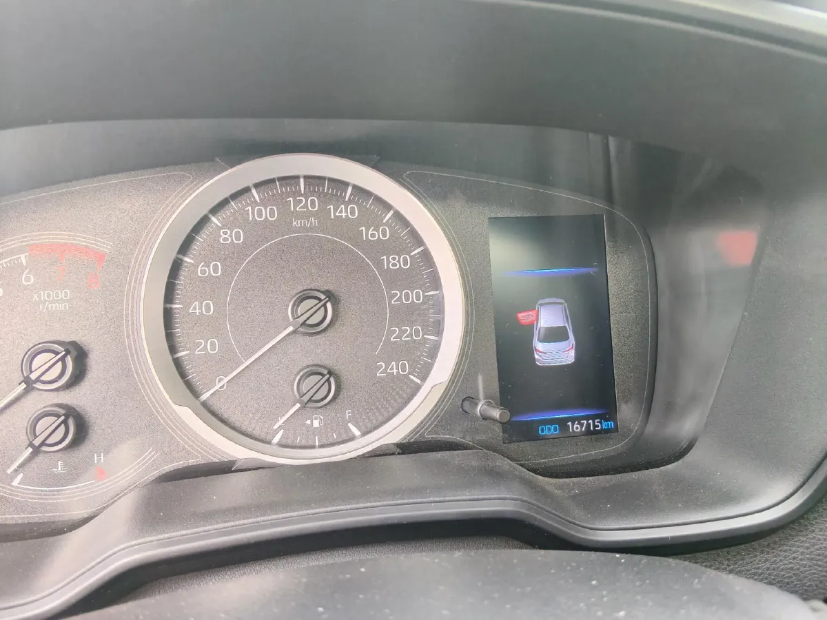 2021 Toyota Corolla 1.2T 116HP L4 CVT,autocango,china used car exporter,china ev exporter,chinese used car exporter,chinese used ev exporter