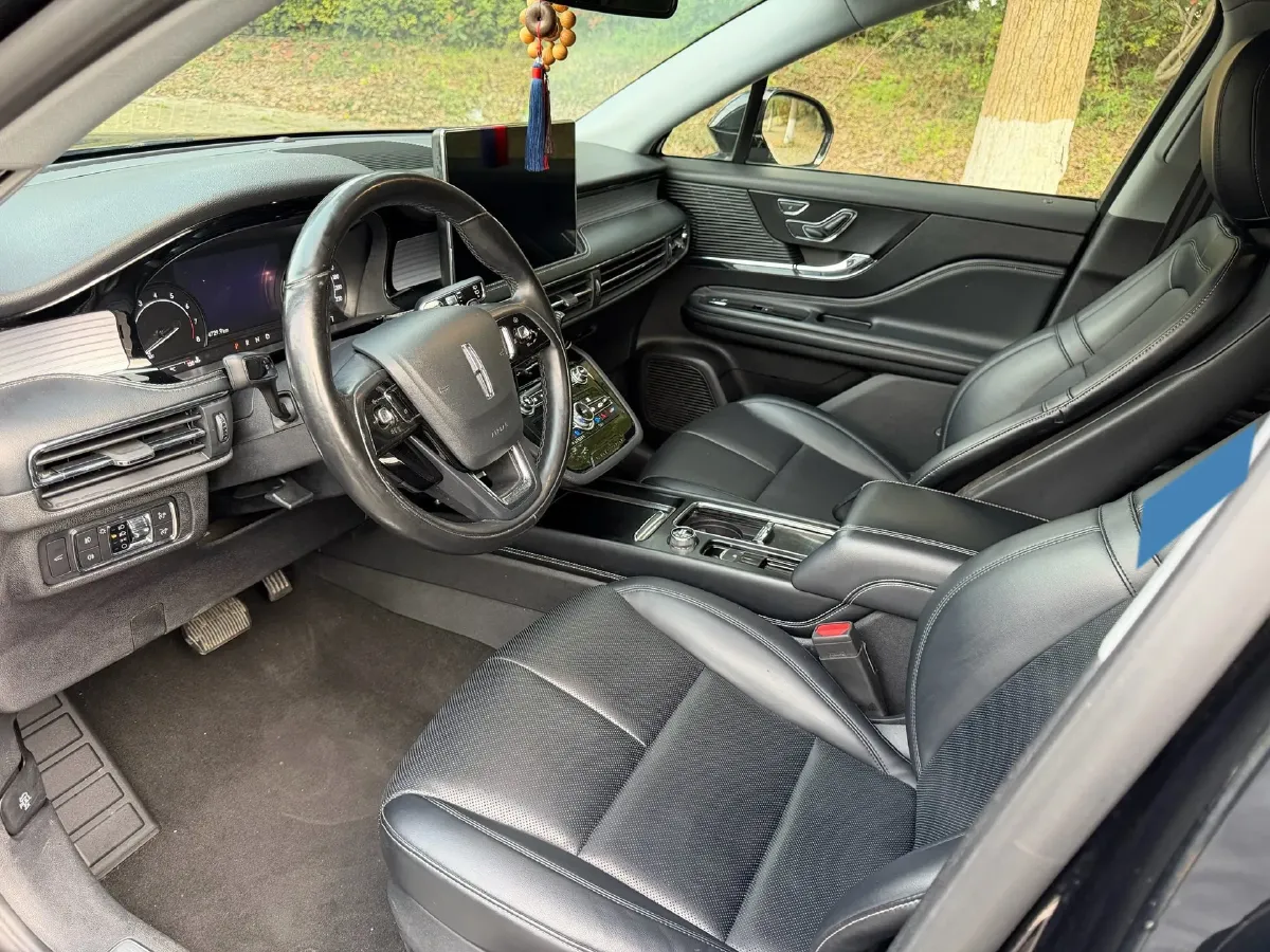 2022 Lincoln Corsair 2.0T 245HP L4 8AT,autocango,china used car exporter,china ev exporter,chinese used car exporter,chinese used ev exporter