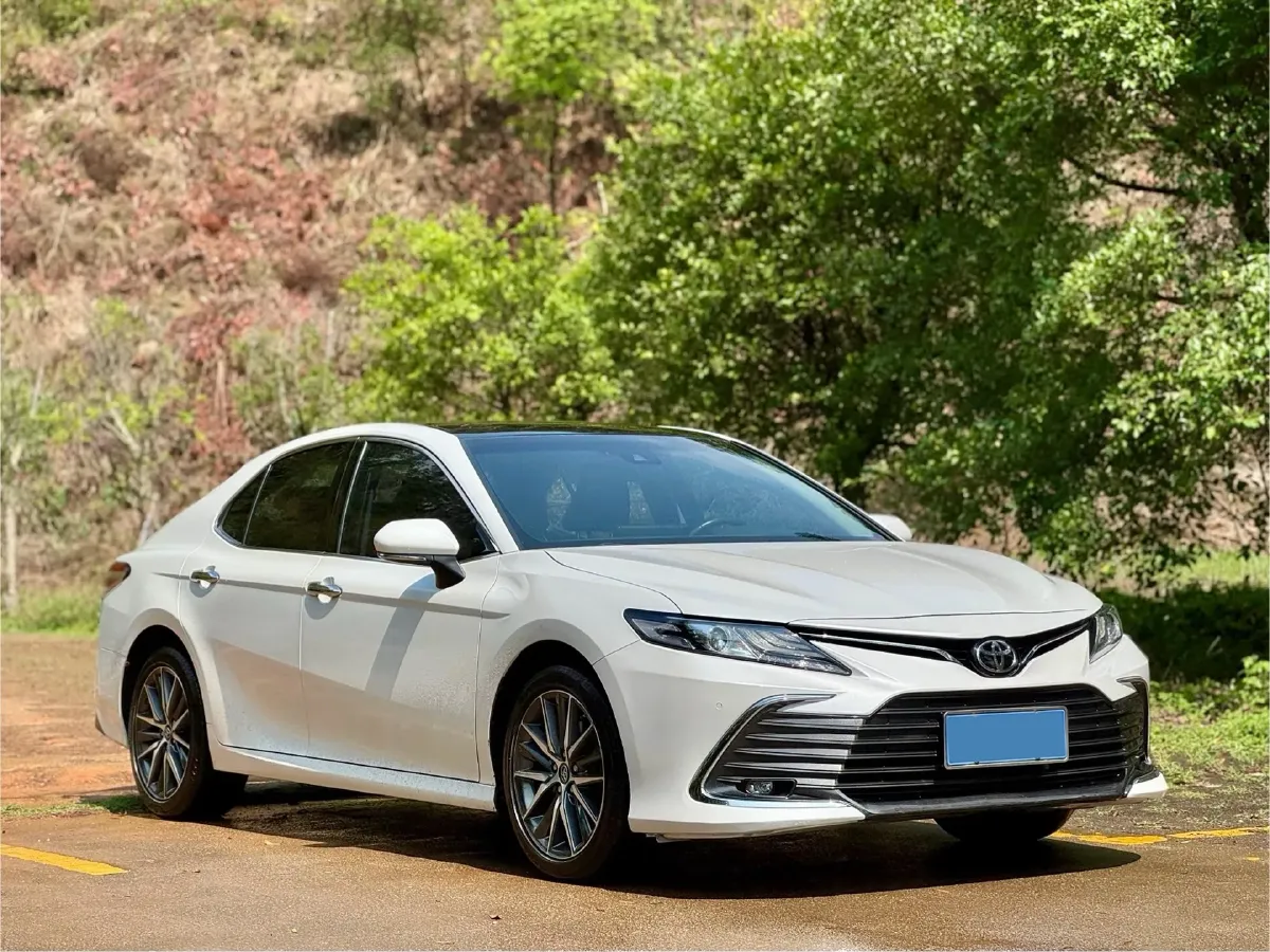 2021 Toyota Camry 2.5L 209HP L4 8AT,autocango,china used car exporter,china ev exporter,chinese used car exporter,chinese used ev exporter