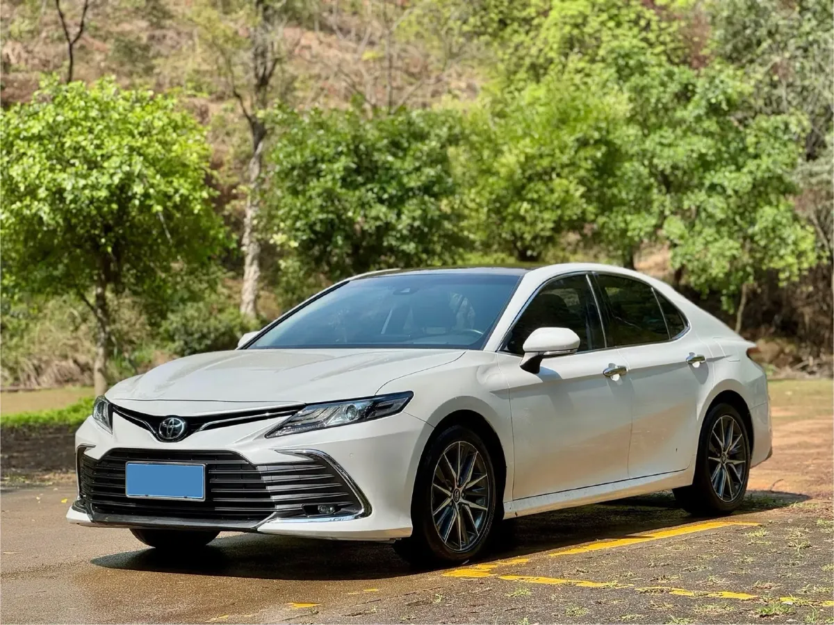 2021 Toyota Camry 2.5L 209HP L4 8AT,autocango,china used car exporter,china ev exporter,chinese used car exporter,chinese used ev exporter