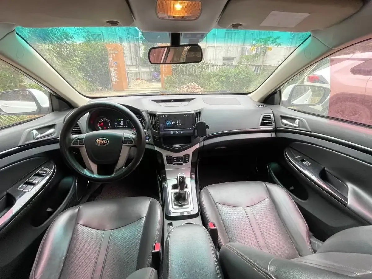 2018 BYD e5 BEV 60.48KWH,autocango,china used car exporter,china ev exporter,chinese used car exporter,chinese used ev exporter