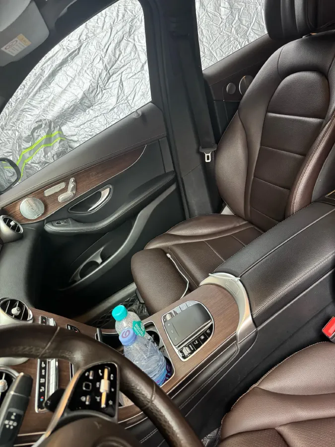 2021 Mercedes-Benz GLC Class 2.0T 258HP L4 9AT,autocango,china used car exporter,china ev exporter,chinese used car exporter,chinese used ev exporter