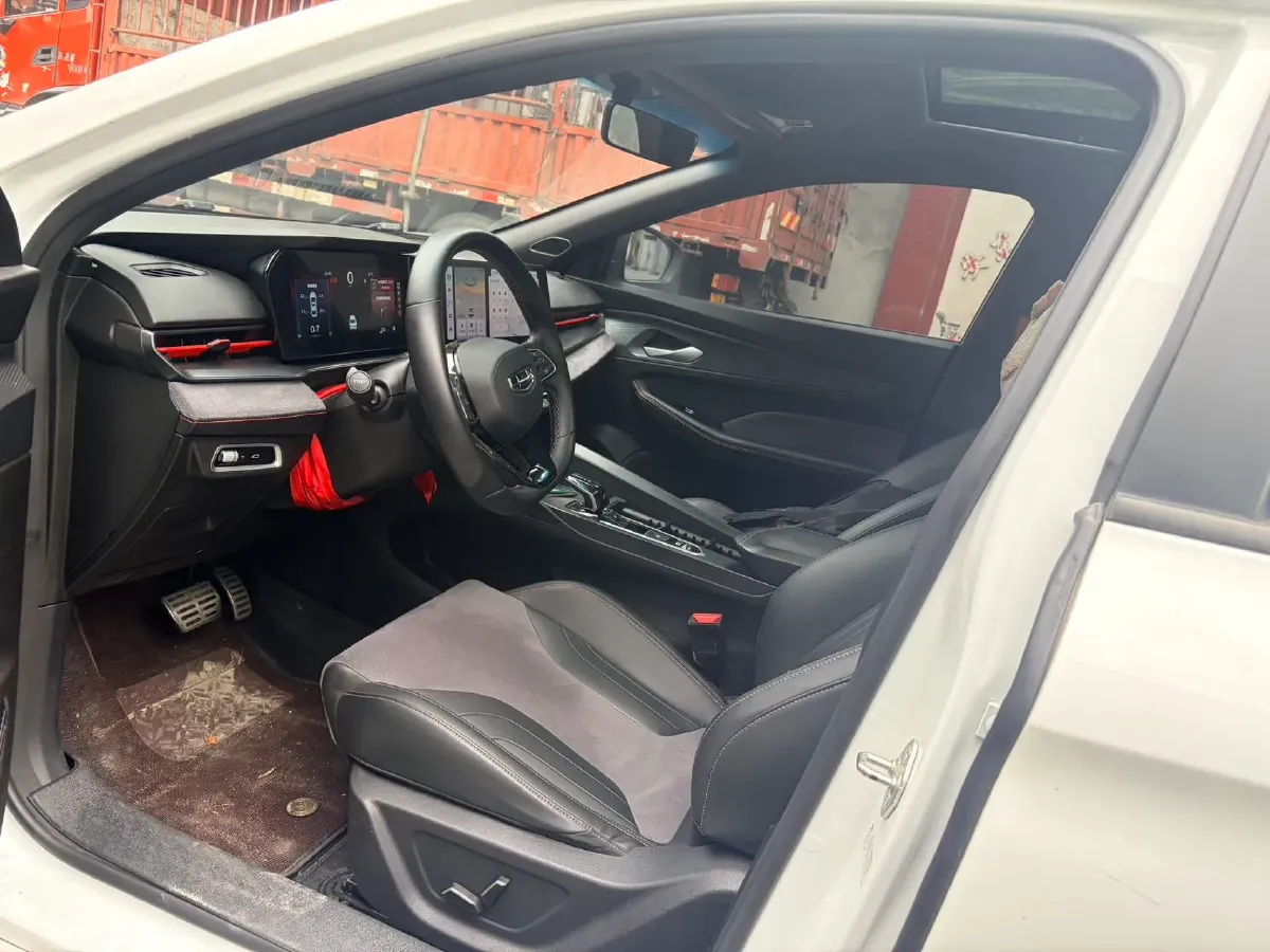 2022 Geely Binray 1.5T 181HP L4 7DCT,autocango,china used car exporter,china ev exporter,chinese used car exporter,chinese used ev exporter